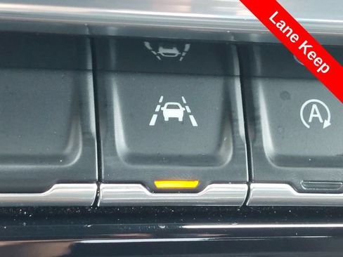 Used 2024 Chevrolet Silverado 1500 LT AWD/4WD image 17