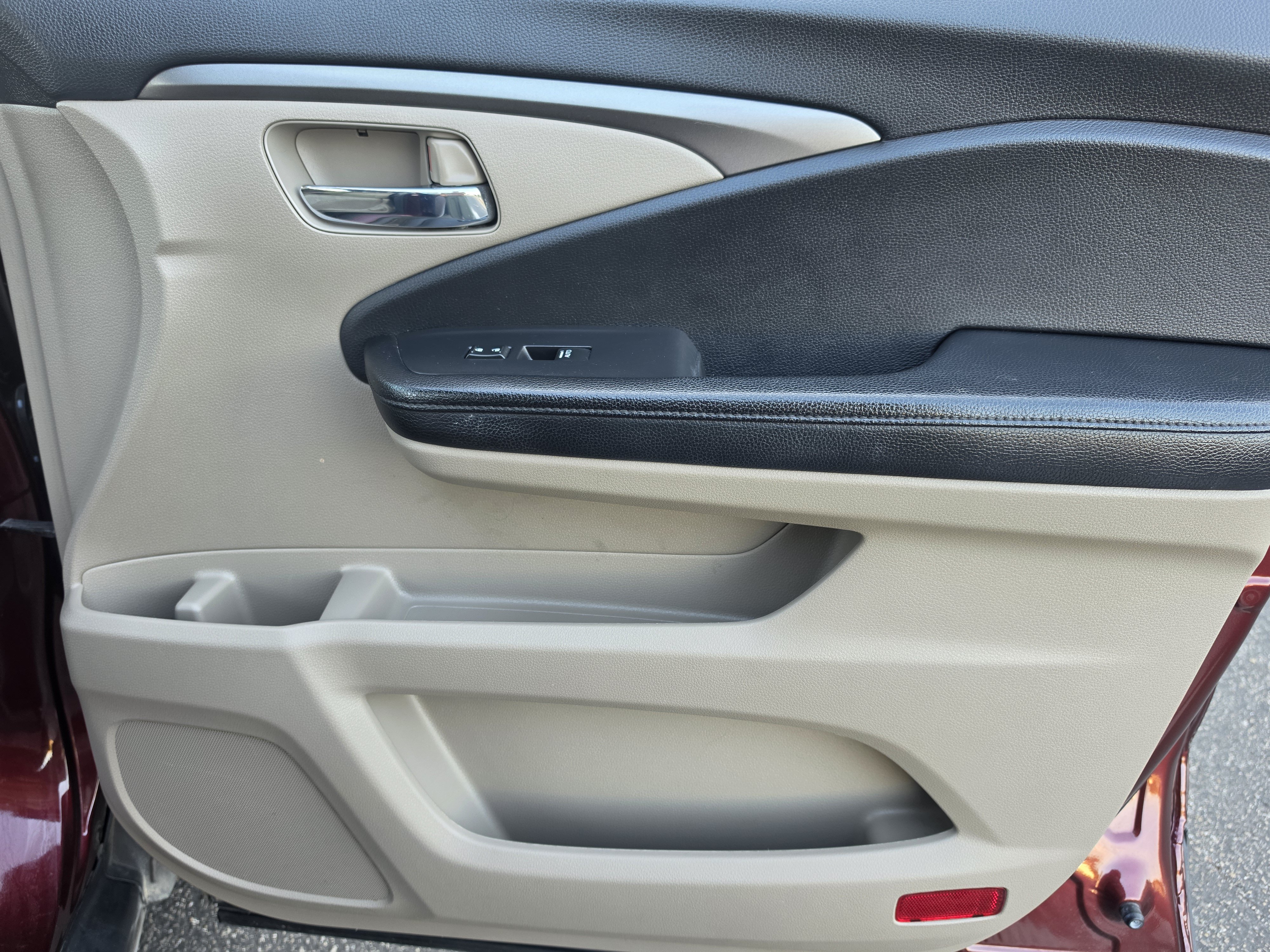 Used 2019 Honda Pilot EX image 12