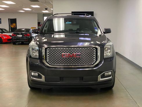Used 2017 GMC Yukon Denali w/ Open Road Package AWD/4WD image 6