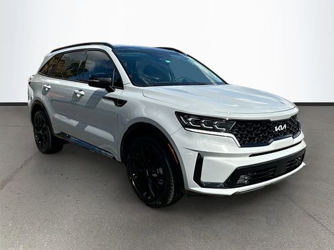 Certified 2023 Kia Sorento SX image 1