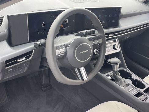 Certified 2025 Hyundai Sonata SE image 17