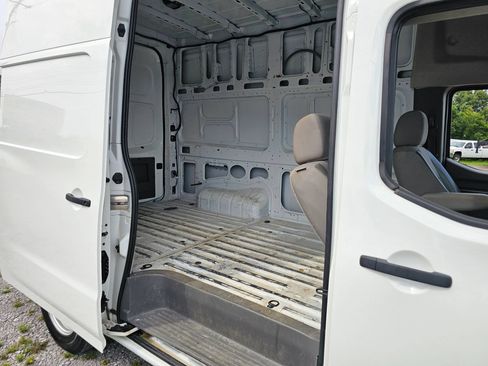 Used 2021 Nissan NV 2500 S RWD image 5