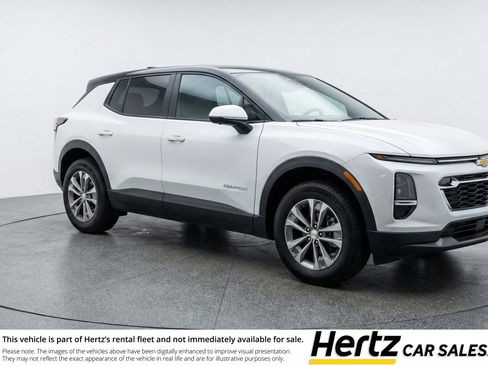 Used 2025 Chevrolet Equinox LT image 1