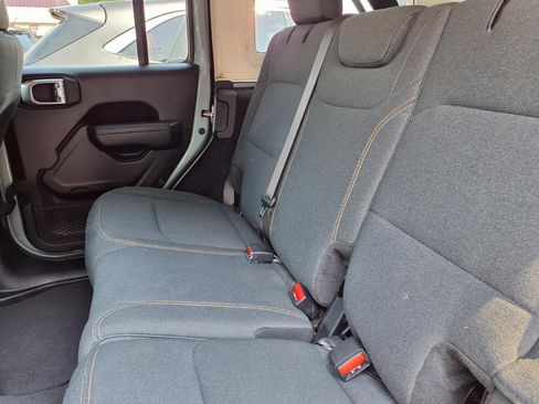 Used 2024 Jeep Wrangler Unlimited Sport AWD/4WD image 5