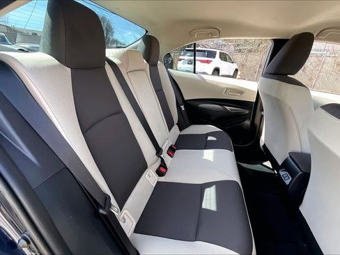 Used 2025 Toyota Corolla LE image 19