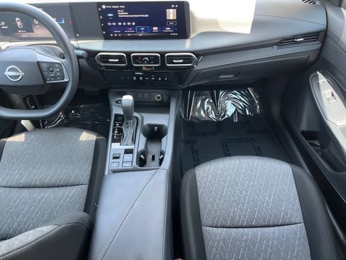 Used 2026 Nissan Sentra SV w/ Floor Mat Package FWD image 14