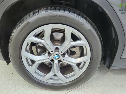 Used 2025 BMW X4 xDrive30i AWD/4WD image 66