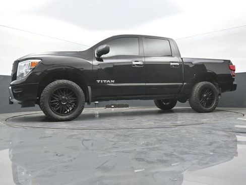 Used 2021 Nissan Titan SV w/ SV Convenience Package RWD image 41