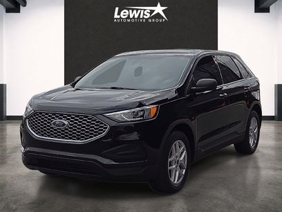 Used 2023 Ford Edge SE