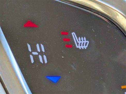 Used 2014 Buick LaCrosse Leather w/ Driver Confidence Package image 21