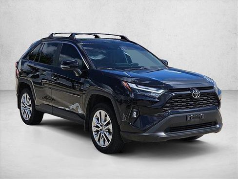 Used 2025 Toyota RAV4 XLE Premium FWD image 3