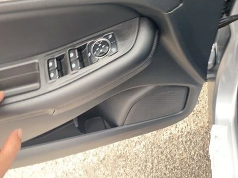 New 2024 Ford Edge SE image 19