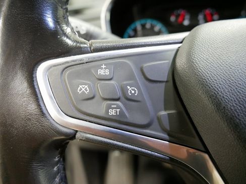 Used 2018 Chevrolet Equinox LT image 28
