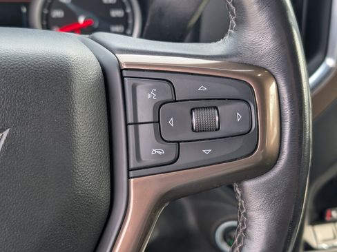 Used 2022 Chevrolet Silverado 1500 High Country image 19