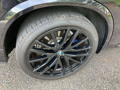 Used 2025 BMW X5 M60i image 16