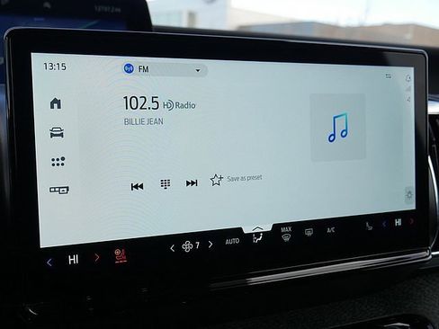 Used 2025 Ford Expedition Tremor image 42