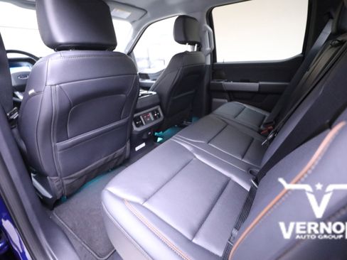 New 2026 Ford F250 Lariat w/ Black Appearance Package image 9