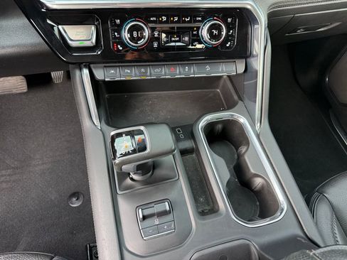 Used 2025 GMC Sierra 1500 Denali image 45