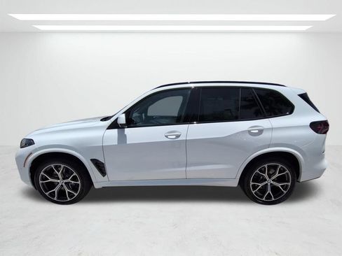 New 2026 BMW X5 xDrive40i w/ M Sport Package AWD/4WD image 7