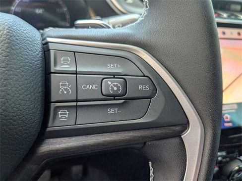 New 2025 Jeep Grand Cherokee L Limited image 18