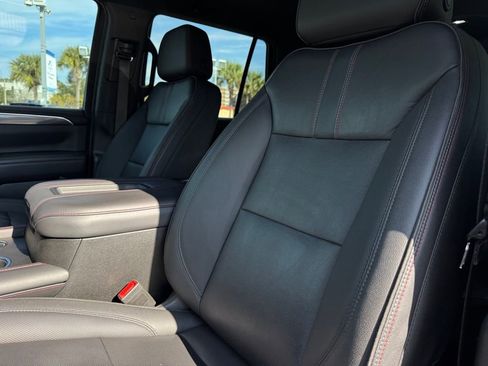 Used 2022 Chevrolet Tahoe RST w/ Sport Performance Package image 34