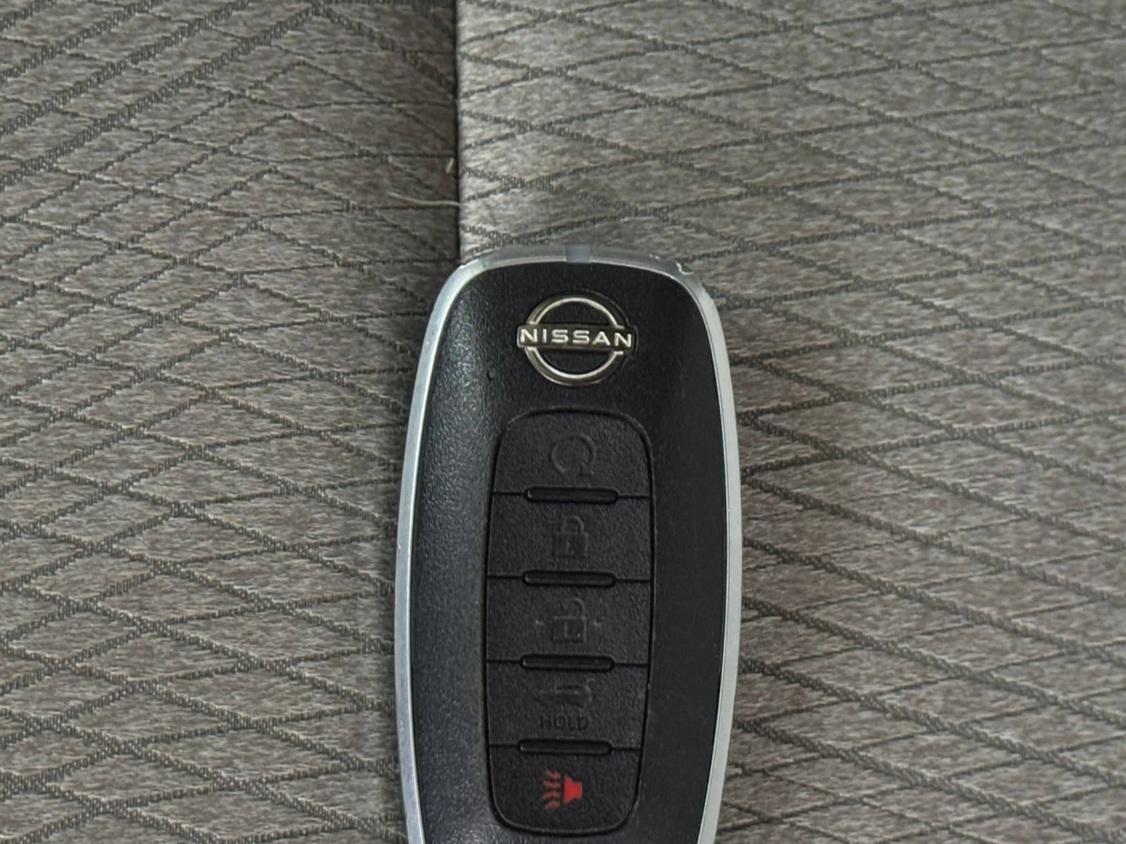 Used 2025 Nissan Rogue SV AWD/4WD image 26
