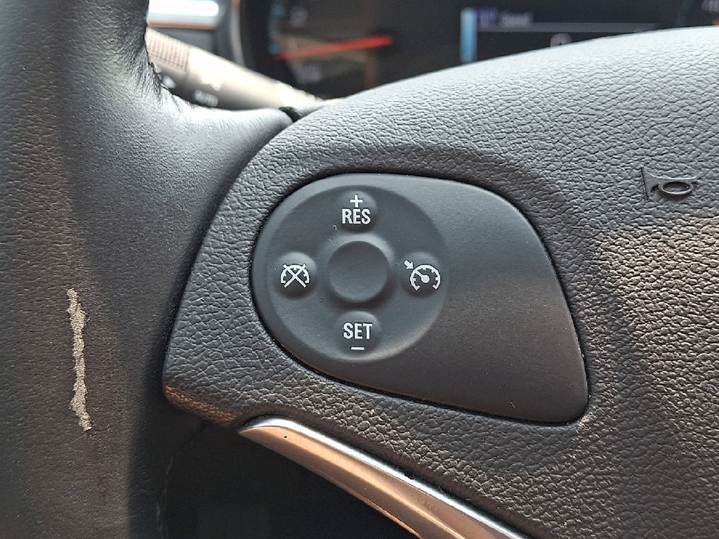 Used 2019 Chevrolet Impala LT FWD image 17
