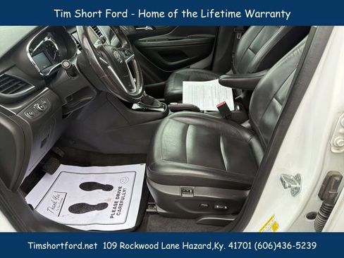 Used 2019 Buick Encore Essence image 12