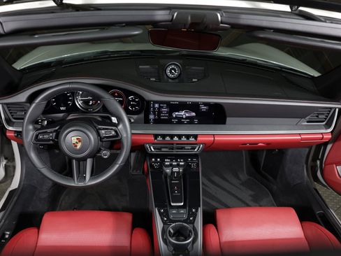 Used 2021 Porsche 911 Targa 4 image 5