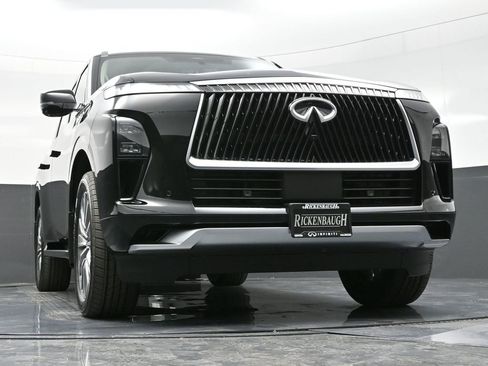 Used 2025 INFINITI QX80 Luxe image 9