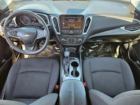 Used 2024 Chevrolet Malibu LT FWD image 21