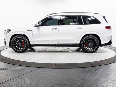 Used 2025 Mercedes-Benz GLS 63 AMG 4MATIC image 4