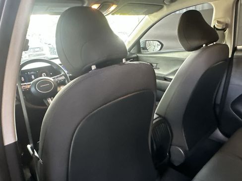 Used 2024 Hyundai Kona SE FWD image 23