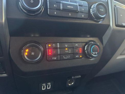 Certified 2019 Ford F150 XLT w/ Equipment Group 302A Luxury image 21