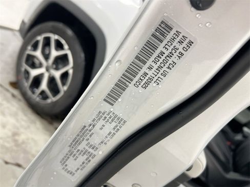 New 2026 Jeep Compass Limited image 27