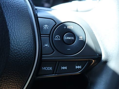 Used 2024 Toyota Corolla SE image 13