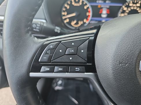 Used 2019 Nissan Altima 2.5 SV image 19