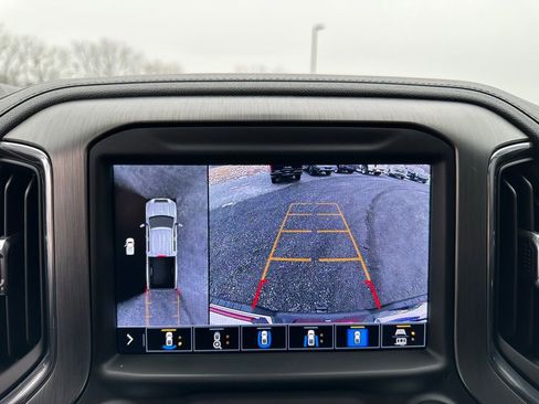 Used 2022 GMC Sierra 2500 Denali w/ Denali Ultimate Package image 5