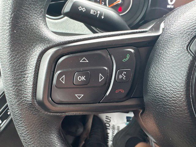 Used 2026 Jeep Wrangler Sport AWD/4WD image 15