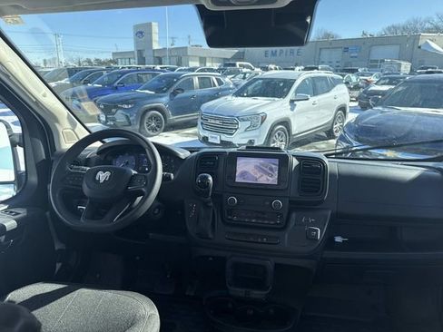 Used 2023 RAM ProMaster 2500 image 16