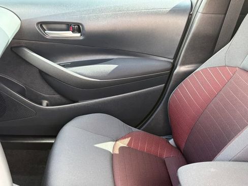Used 2026 Toyota Corolla SE FWD image 8