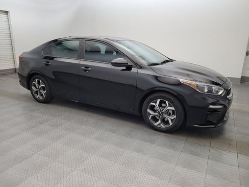 Used 2021 Kia Forte LXS FWD image 11