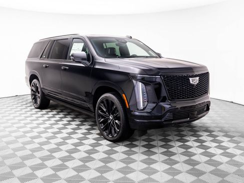 New 2026 Cadillac Escalade ESV Platinum Sport AWD/4WD image 8