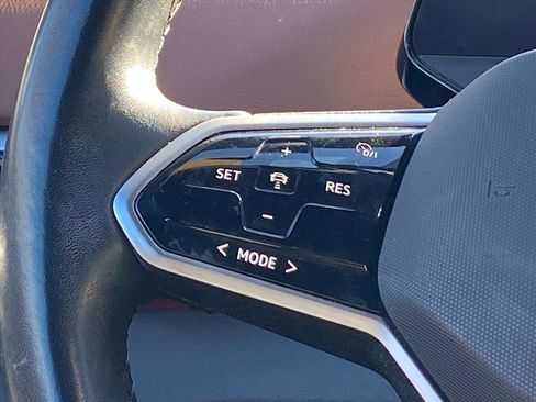 Used 2021 Volkswagen ID.4 Pro S image 6