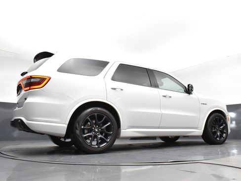 Used 2022 Dodge Durango R/T w/ Tow 'N Go Package AWD/4WD image 25