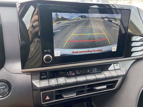 Used 2025 Toyota Camry LE image 25