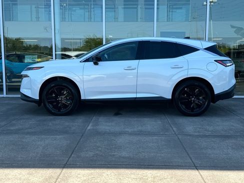 Certified 2025 Nissan Murano SV AWD/4WD image 6