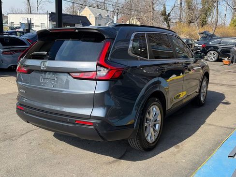Used 2025 Honda CR-V EX-L image 5