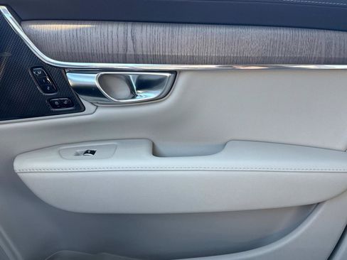 Certified 2024 Volvo S90 B6 Ultimate w/ Protection Package Premier image 20
