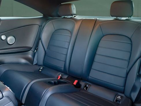 Used 2019 Mercedes-Benz C 300 4MATIC Coupe image 11